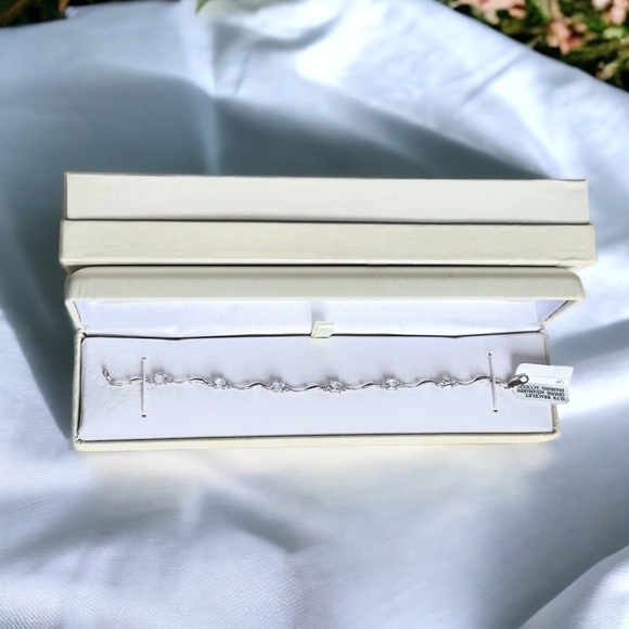 Genuine Aquamarine Silver Bracelet With Diamond Accents - Picture 6 of 8